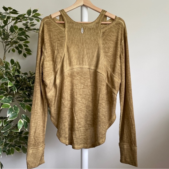 NEW Free People Movement Zenith Tee - Picture 3 of 15